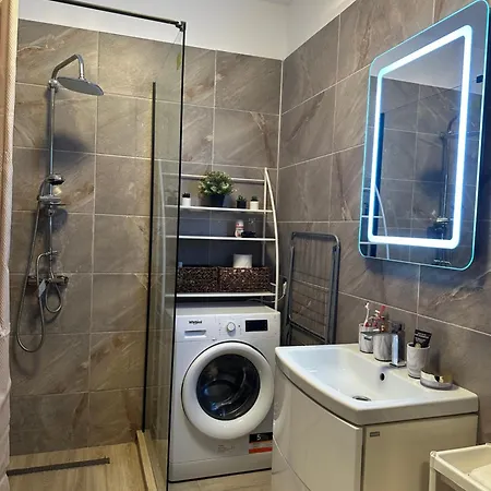 Edm Alezzi * Navodari