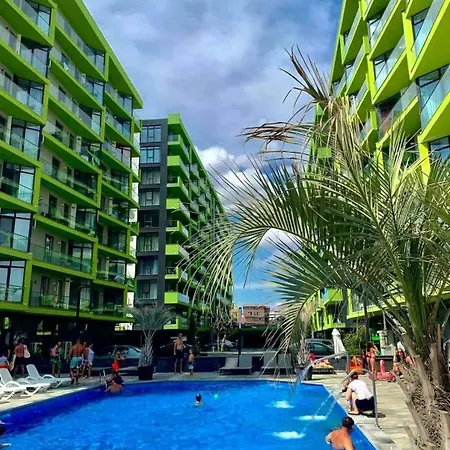 Edm Alezzi Apartamento Năvodari