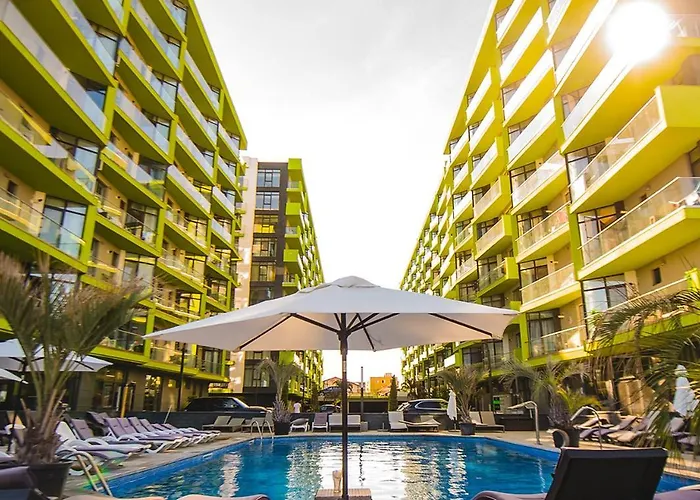 Edm Alezzi Apartment Navodari