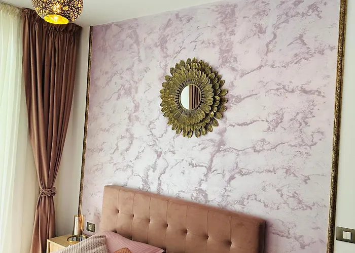 Edm Alezzi Apartment Navodari